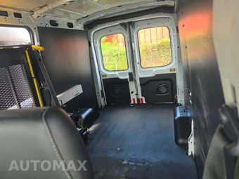 2020 Ford Transit 250 Cargo Van Medium Roof 130.0" WB - miniatura 13