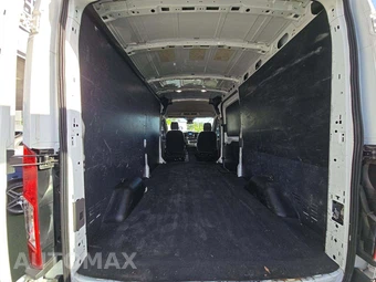 2020 Ford Transit 250 Cargo Van Medium Roof 148.0" WB - miniatura 13