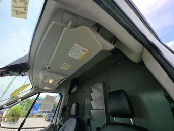 2020 Ford Transit 250 Cargo Van Medium Roof 148.0" WB - miniatura 10