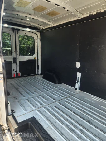 2020 Ford Transit 250 Cargo Van Medium Roof 148.0" WB - miniatura 5