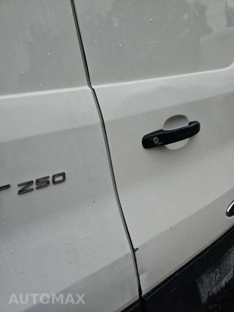 2020 Ford Transit 250 Cargo Van Medium Roof - miniatura 25