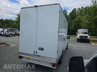 2020 Ford Transit 350 Cab Chassis - miniatura 3