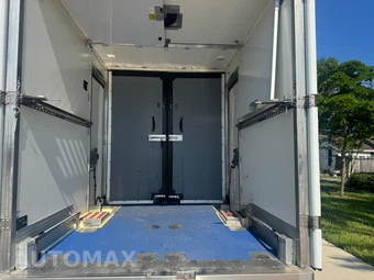 2020 Ford Transit 350 Cab Chassis - miniatura 17