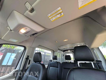 2020 Ford Transit 350 Crew Van Medium Roof 130.0" WB - miniatura 11