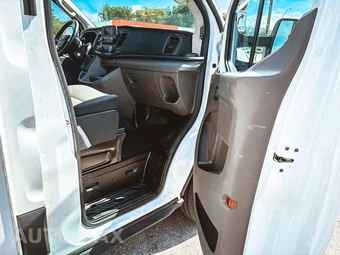 2020 Ford Transit 350 Cutaway - miniatura 18