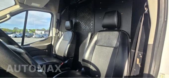 2020 Ford Transit 350 HD Cargo Van 9950 GVWR DRW High Roof 148.0" WB - miniatura 11