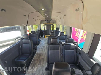 2020 Ford Transit 350 HD Passenger Van XL DRW High Roof 148.0" WB - miniatura 14