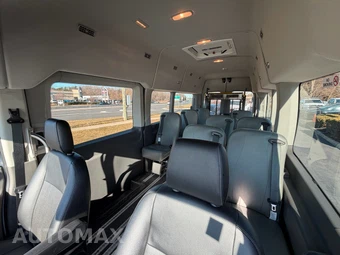 2020 Ford Transit 350 HD Passenger Van XL DRW High Roof 148.0" WB - miniatura 19