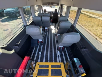 2020 Ford Transit 350 HD Passenger Van XL DRW High Roof 148.0" WB - miniatura 57