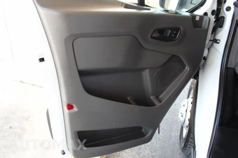 2020 Ford Transit 350 HD Passenger Van XLT DRW High Roof 148.0" WB - miniatura 27