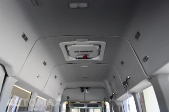 2020 Ford Transit 350 HD Passenger Van XLT DRW High Roof 148.0" WB - miniatura 42