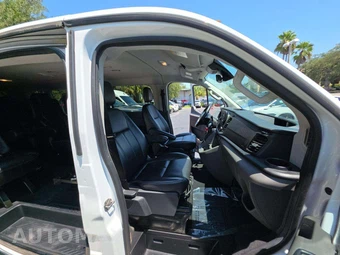 2020 Ford Transit 350 Passenger Van XLT Low Roof 148.0" WB - miniatura 18