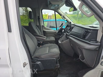 2020 Ford Transit 350 Passenger Van XLT Medium Roof 148.0" WB - miniatura 8