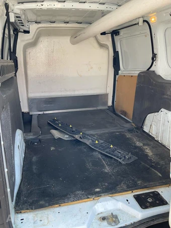 2020 Ford Transit Connect Cargo Van XL w/Rear Swing-Out Doors 120.6" WB - miniatura 19