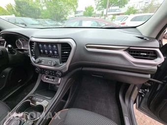 2020 GMC Acadia AT4 4SB - miniatura 20