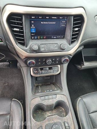 2020 GMC Acadia Denali 5SA – miniatura 11