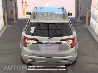 2020 GMC Acadia Denali 5SA – miniatura 5