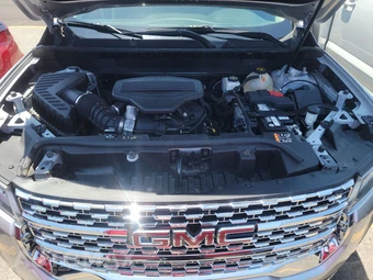 2020 GMC Acadia Denali 5SA – miniatura 16