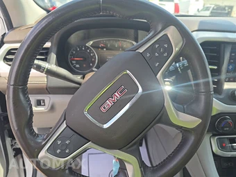 2020 GMC Acadia SLT 4SA – miniatura 10