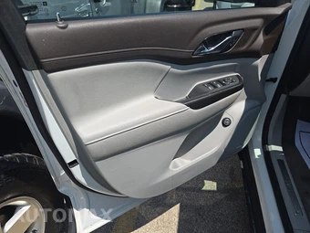 2020 GMC Acadia SLT 4SA – miniatura 9