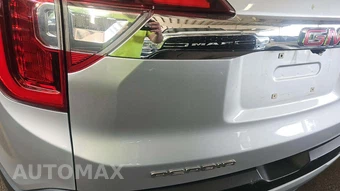 2020 GMC Acadia SLT 4SA – miniatura 28