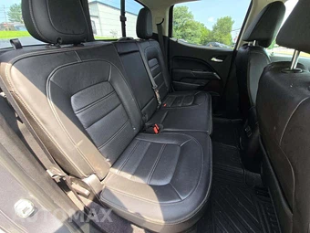 2020 GMC Canyon Denali Crew Cab Long Bed 4SD - miniatura 16