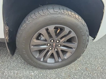 2020 GMC Canyon SLE Crew Cab Medium Bed 4LE - miniatura 9