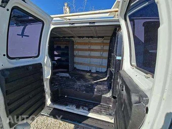 2020 GMC Savana 2500 Cargo Van 1WT 135.2" WB - miniatura 16