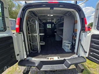 2020 GMC Savana 2500 Cargo Van 1WT 135.2" WB - miniatura 14