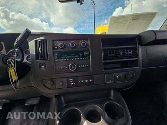 2020 GMC Savana 2500 Cargo Van 1WT 135.2" WB – miniatura 11