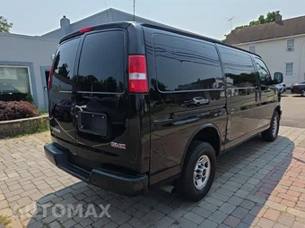 2020 GMC Savana 2500 Cargo Van 1WT 135.2" WB - miniatura 4