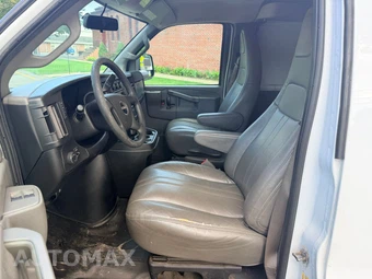 2020 GMC Savana 2500 Cargo Van 1WT 135.2" WB - miniatura 12
