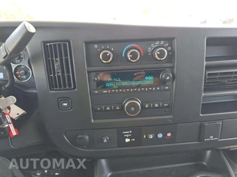 2020 GMC Savana 2500 Cargo Van 1WT 155.2" WB - miniatura 10