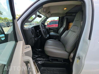 2020 GMC Savana 2500 Cargo Van 1WT 155.2" WB - miniatura 6