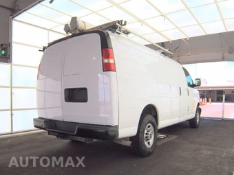 2020 GMC Savana 2500 Cargo Van 1WT 155.2" WB - miniatura 4