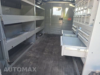 2020 GMC Savana 3500 Cargo Van 1WT 135.2" WB - miniatura 13