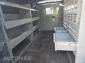 2020 GMC Savana 3500 Cargo Van 1WT 135.2" WB - miniatura 16