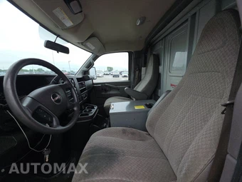 2020 GMC Savana 3500 Cutaway 1WT - miniatura 7