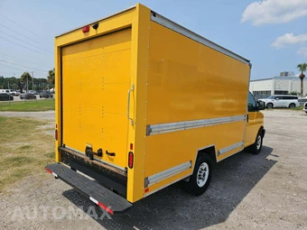2020 GMC Savana 3500 Cutaway 1WT - miniatura 3