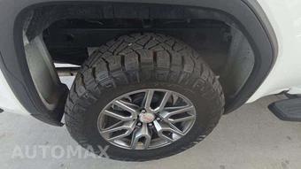 2020 GMC Sierra 1500 AT4 Crew Cab Short Bed 4SB - miniatura 26