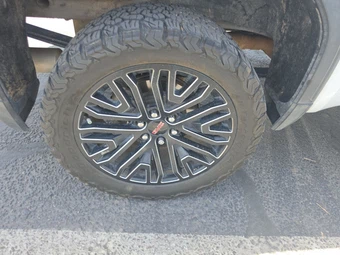 2020 GMC Sierra 1500 AT4 Crew Cab Short Bed 4SB - miniatura 14