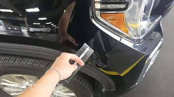 2020 GMC Sierra 1500 Denali Crew Cab Short Bed - miniatura 25