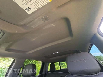 2020 GMC Sierra 1500 Denali Crew Cab Short Bed 5SA - miniatura 8