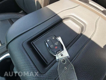 2020 GMC Sierra 1500 Denali Crew Cab Short Bed 5SA - miniatura 8