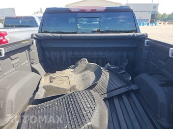 2020 GMC Sierra 1500 Denali Crew Cab Short Bed 5SA - miniatura 16