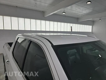 2020 GMC Sierra 1500 SLT Crew Cab Short Bed 4SA - miniatura 18