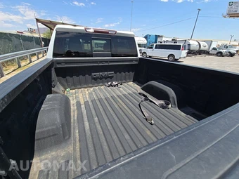 2020 GMC Sierra 1500 SLT Crew Cab Short Bed 4SA - miniatura 16