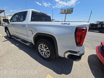 2020 GMC Sierra 1500 SLT Crew Cab Short Bed 4SA - miniatura 6