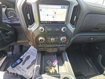 2020 GMC Sierra 2500 Denali HD Crew Cab Medium Bed - miniatura 10