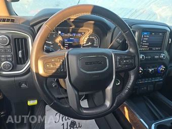 2020 GMC Sierra 3500 Denali HD Crew Cab Medium Bed - miniatura 16
